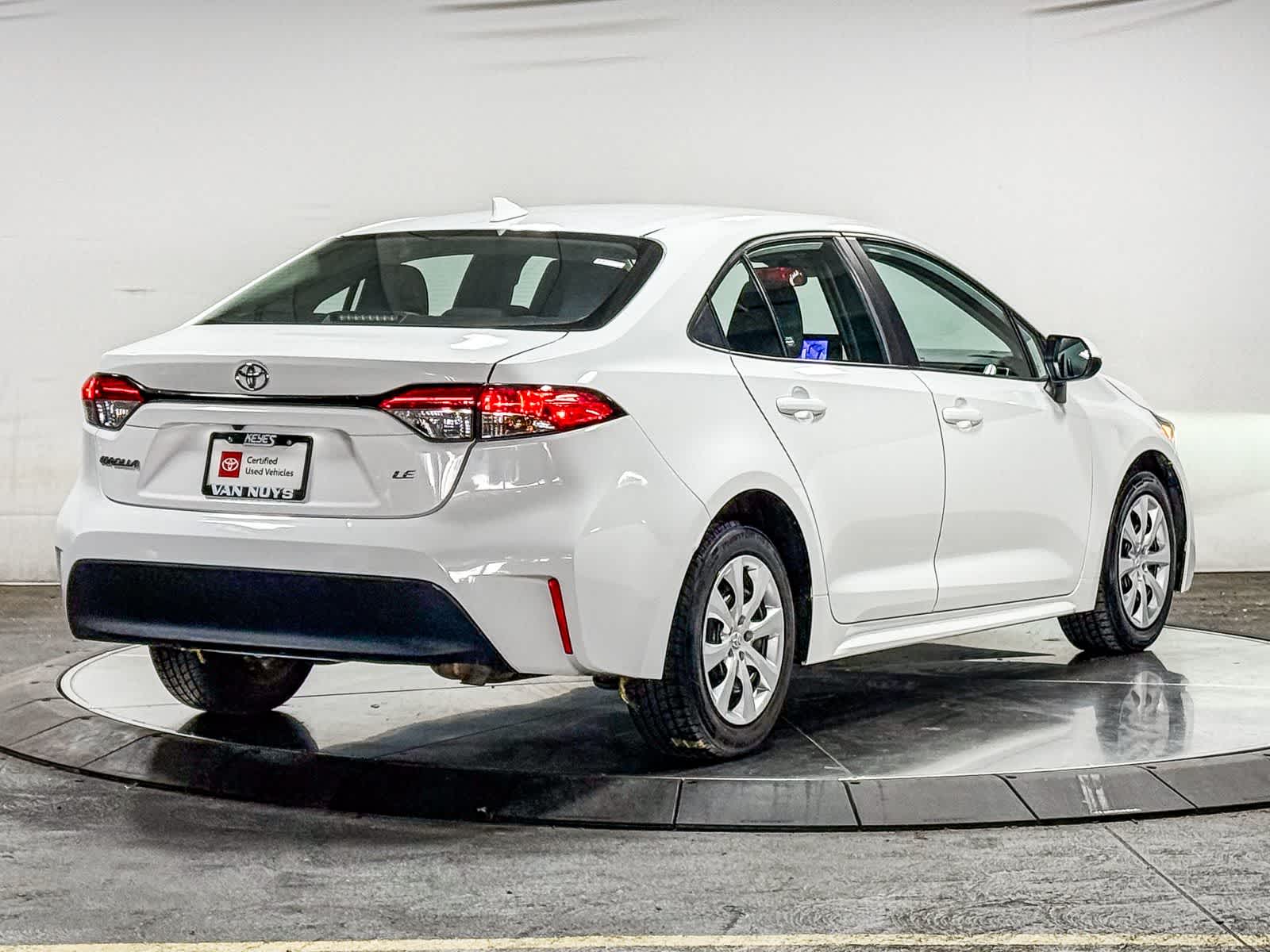 Thumbnail: 2024 Toyota Corolla - 4