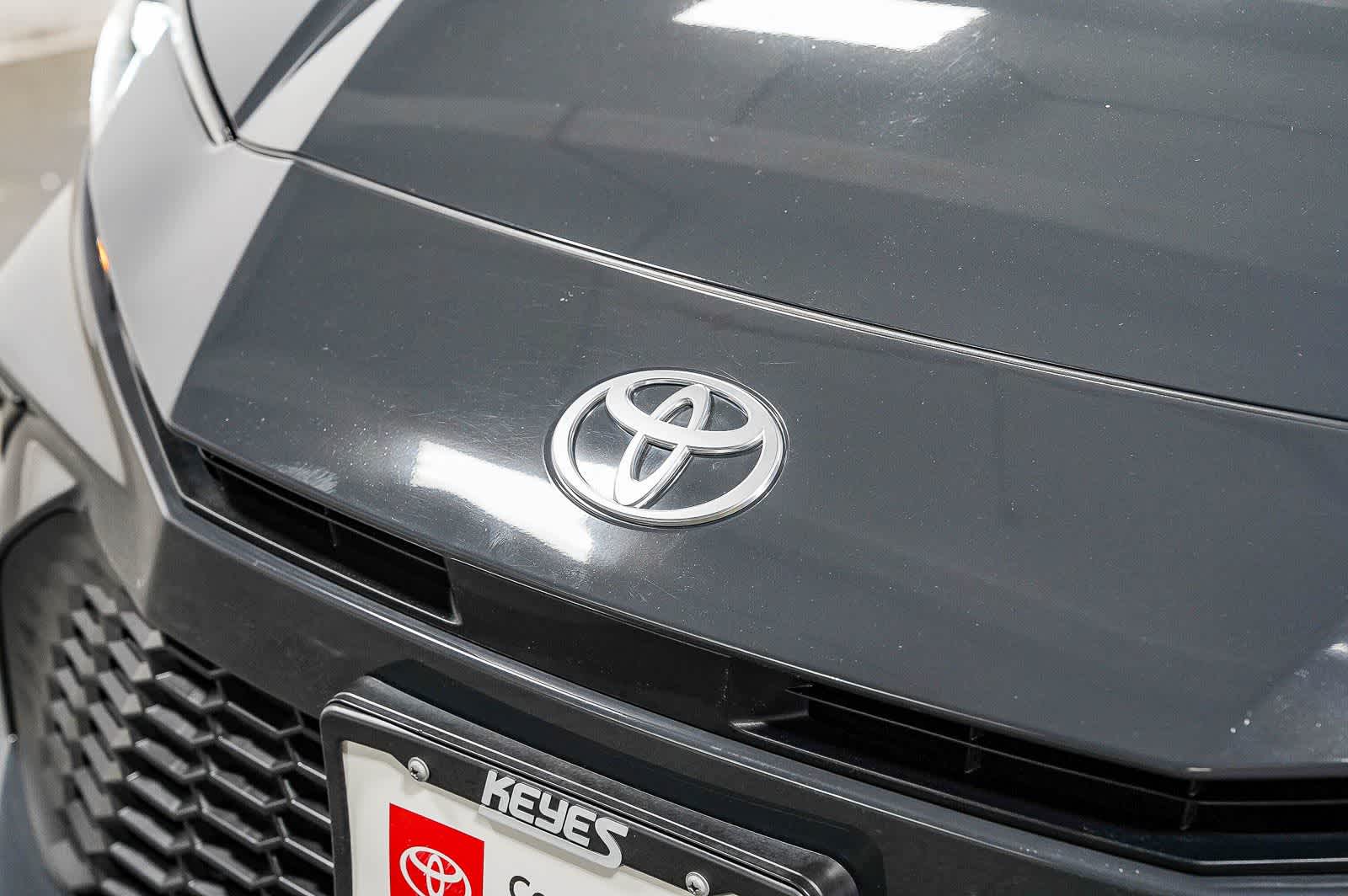 Thumbnail: 2025 Toyota Camry - 9