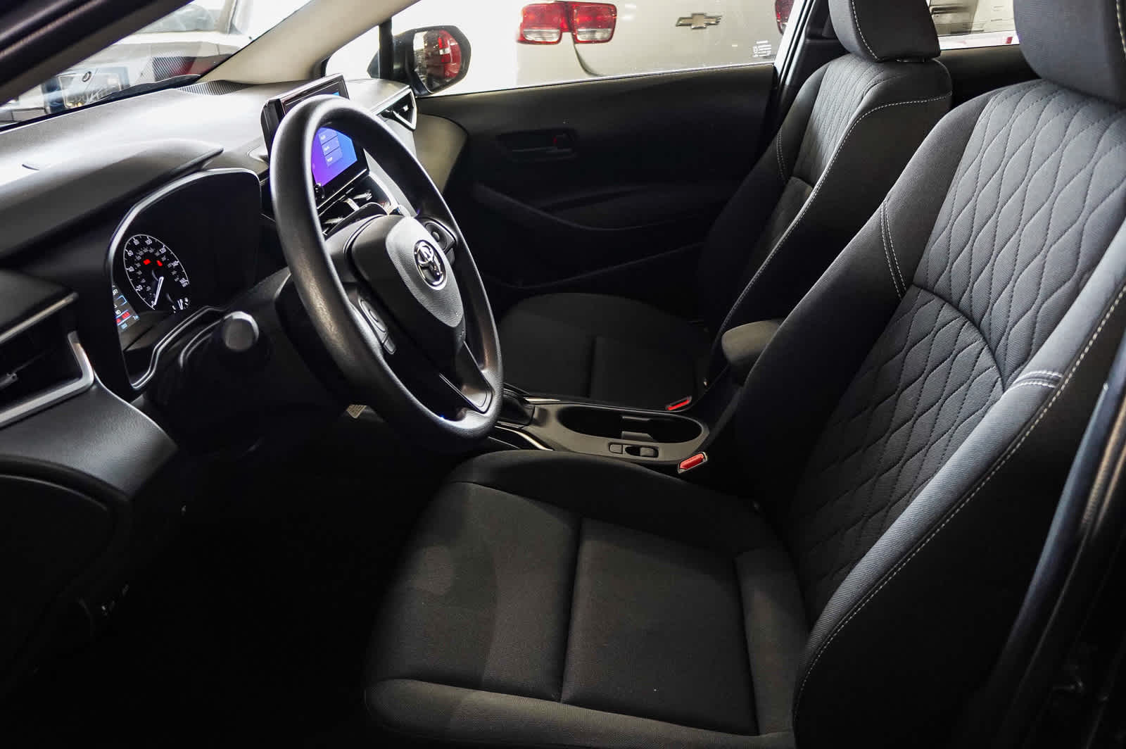 2025 Toyota Corolla LE 19