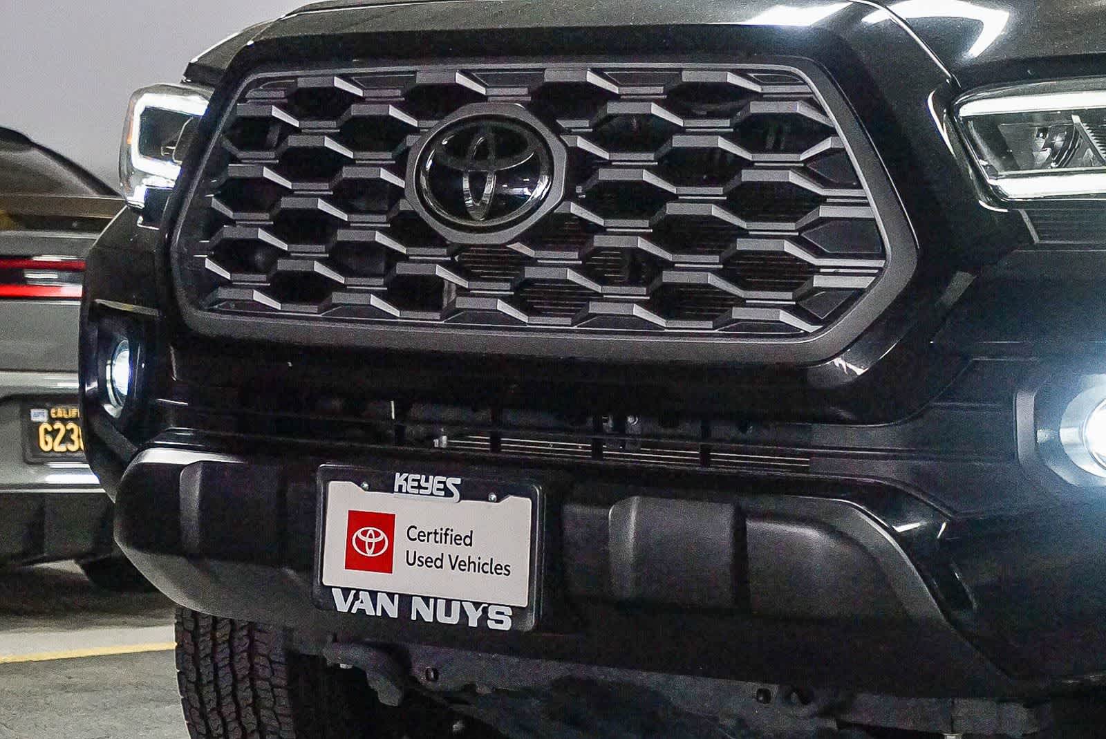 Thumbnail: 2023 Toyota Tacoma - 6