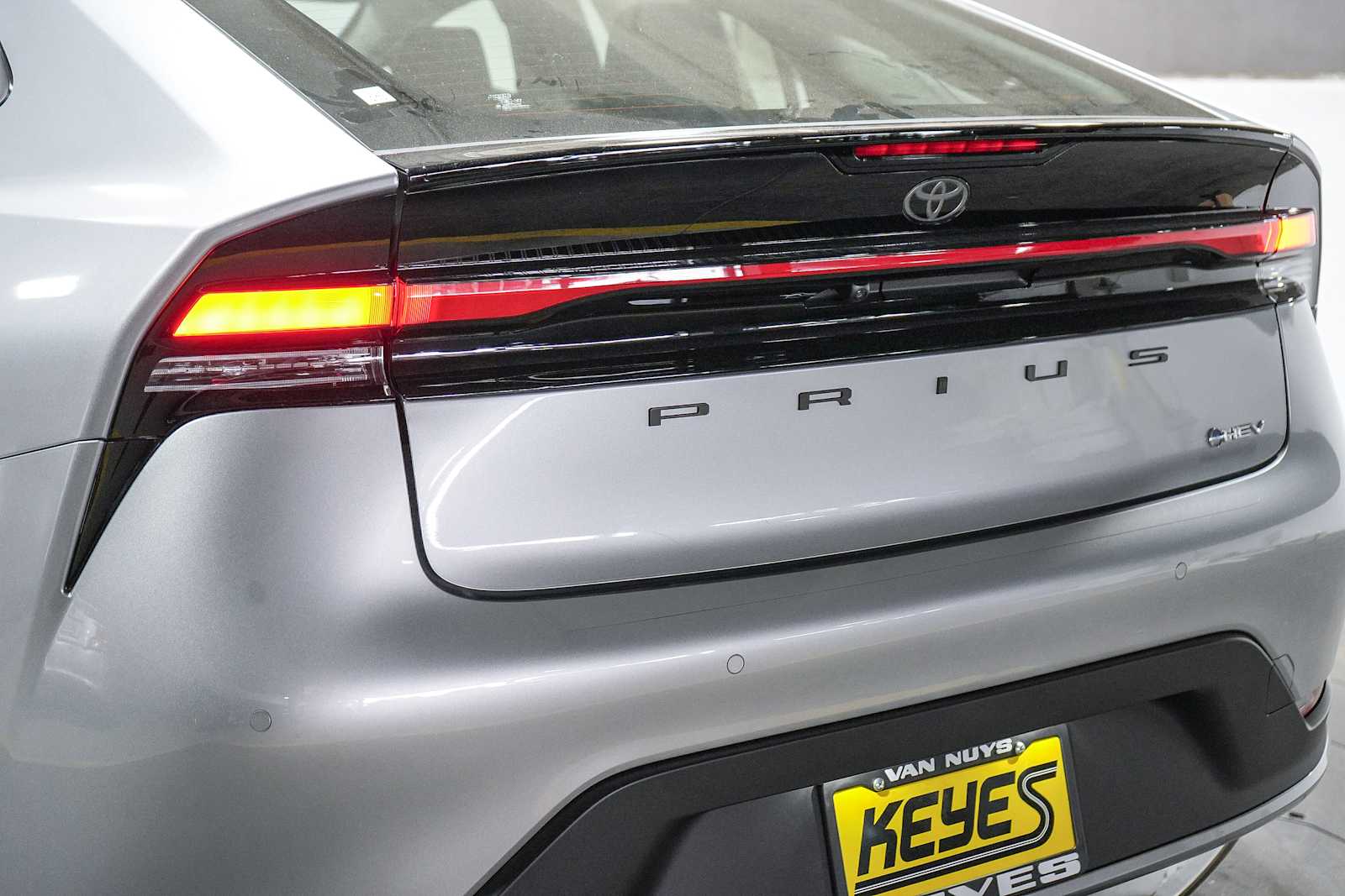 Thumbnail: 2025 Toyota Prius - 11