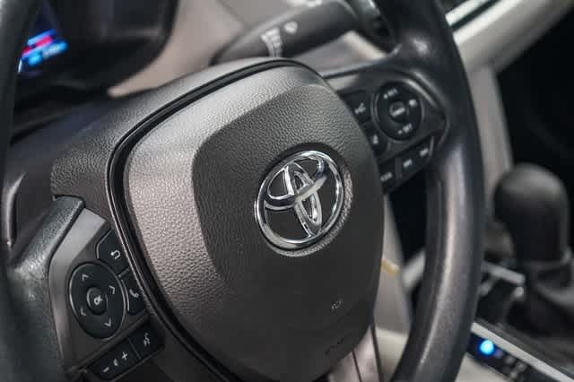 Thumbnail: 2022 Toyota Corolla Cross - 21