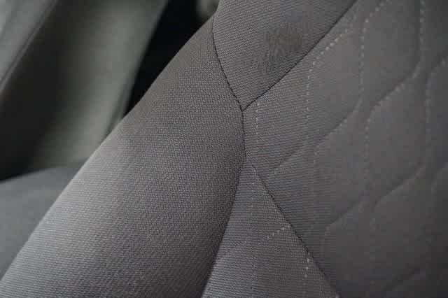 2020 Toyota Corolla LE 19