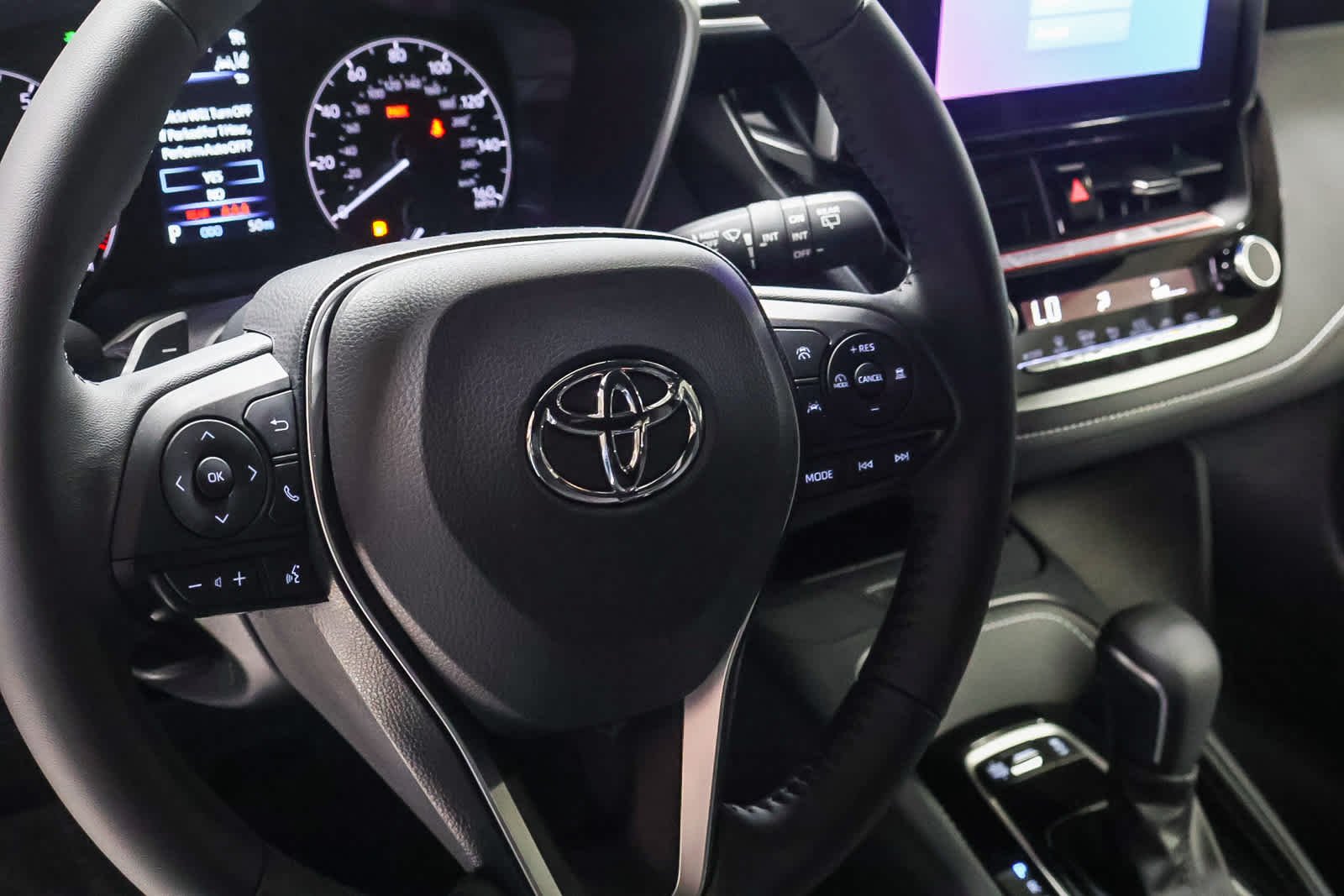 2025 Toyota Corolla SE 23