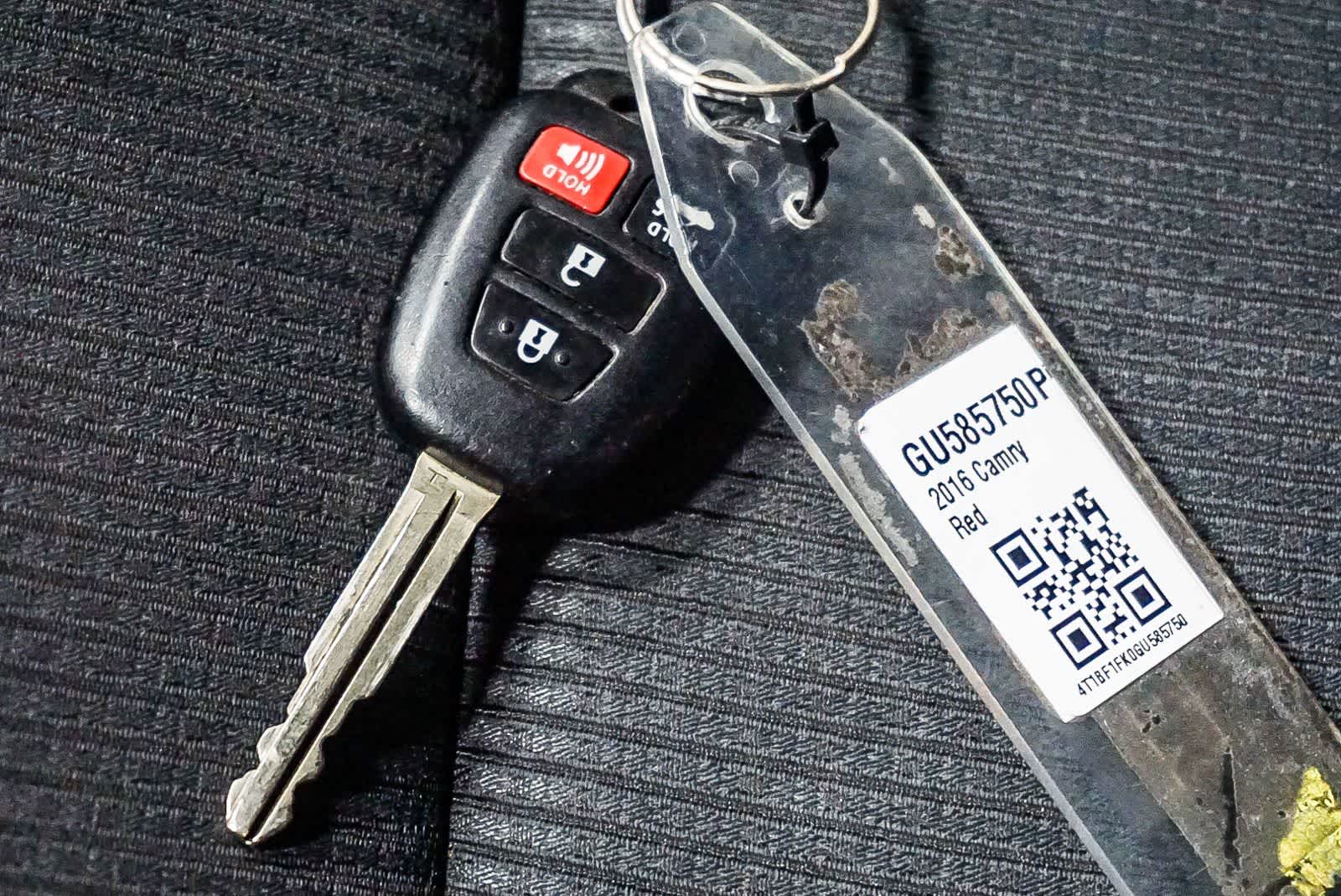 Thumbnail: 2016 Toyota Camry - 27