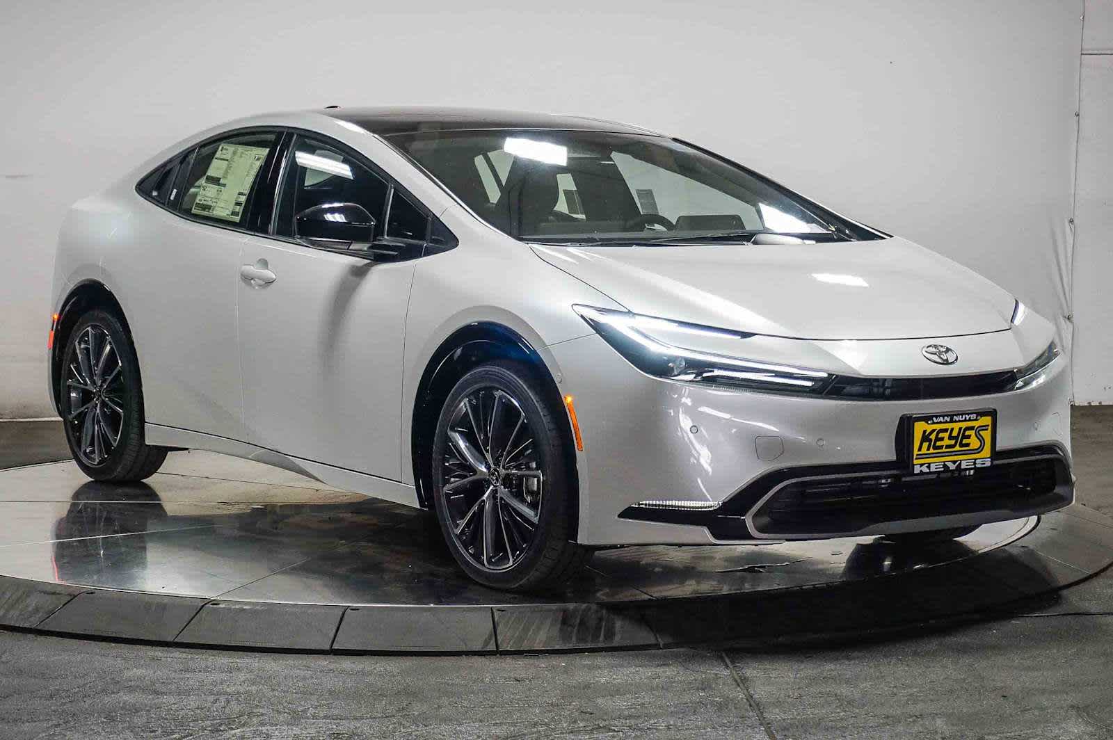 Thumbnail: 2026 Toyota Prius - 5