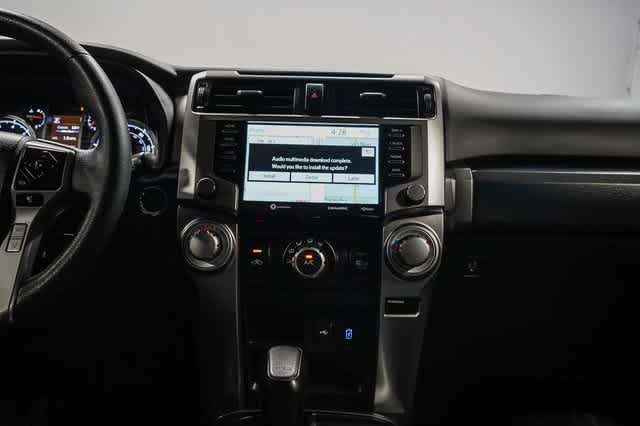 Thumbnail: 2022 Toyota 4Runner - 14