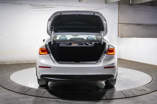 Thumbnail: 2019 Honda Insight - 26