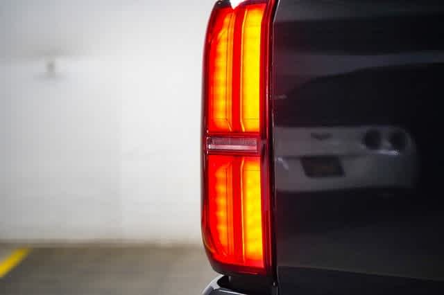 2025 Toyota Tacoma SR5 12