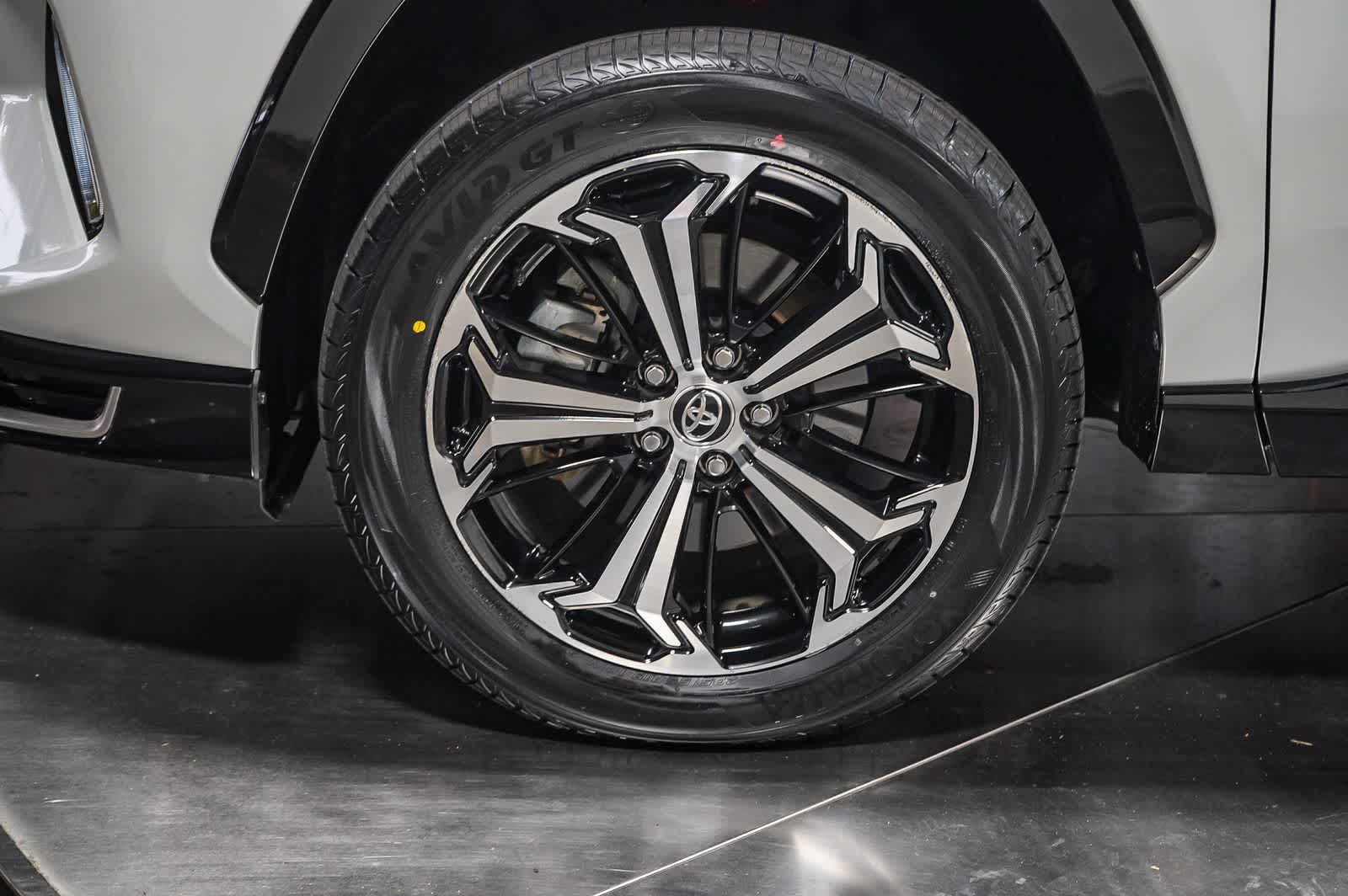 Thumbnail: 2023 Toyota RAV4 - 6