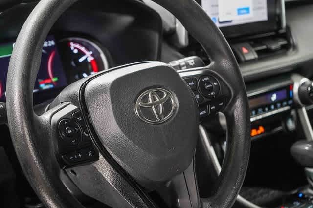 Thumbnail: 2023 Toyota RAV4 - 21