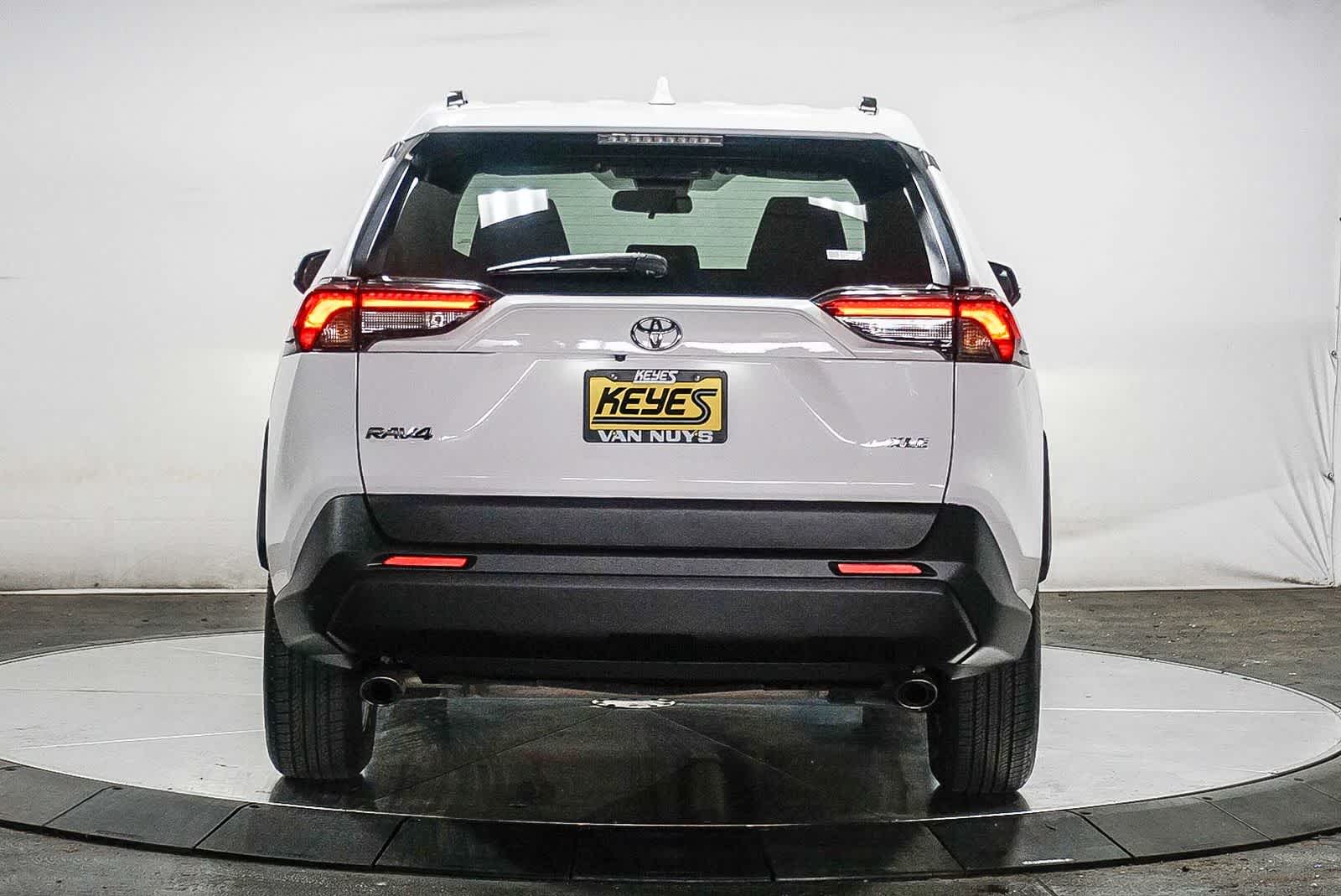 Thumbnail: 2024 Toyota RAV4 - 3