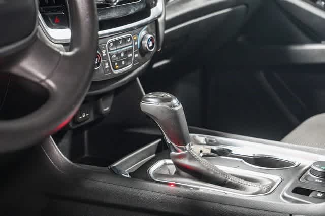 Thumbnail: 2020 Chevrolet Traverse - 24