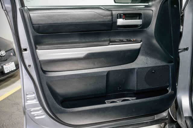 Thumbnail: 2018 Toyota Tundra - 19