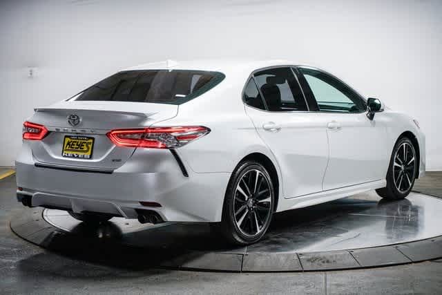 2018 Toyota Camry XSE 4