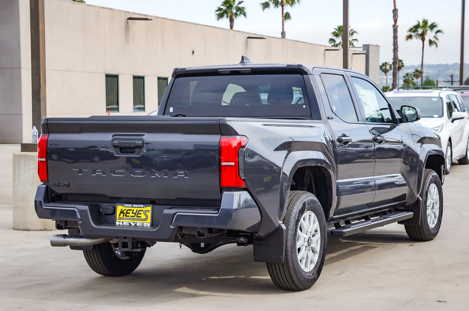 2025 Toyota Tacoma SR5 17