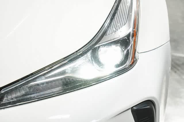 Thumbnail: 2021 Toyota Prius - 7