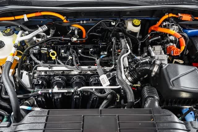 2022 Ford Escape SE Sport Hybrid 28