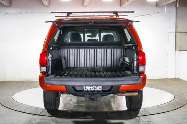 Thumbnail: 2018 Toyota Tacoma - 5