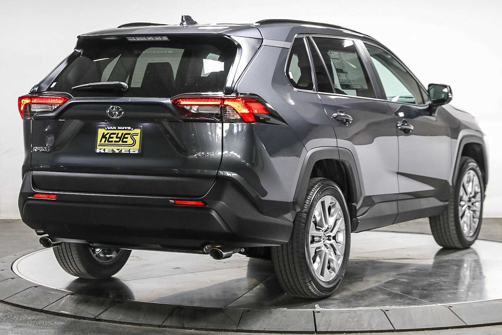 Thumbnail: 2025 Toyota RAV4 - 4