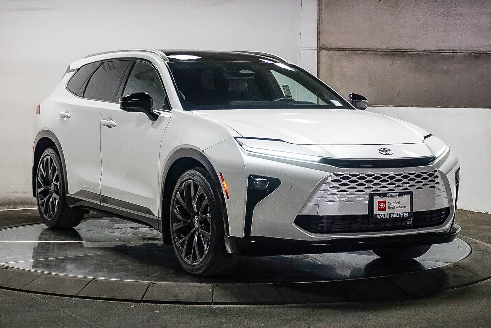 Thumbnail: 2025 Toyota Crown Signia - 4