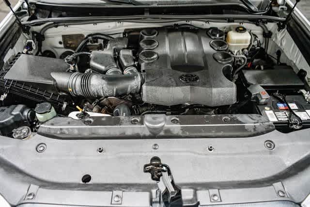 Thumbnail: 2019 Toyota 4Runner - 28