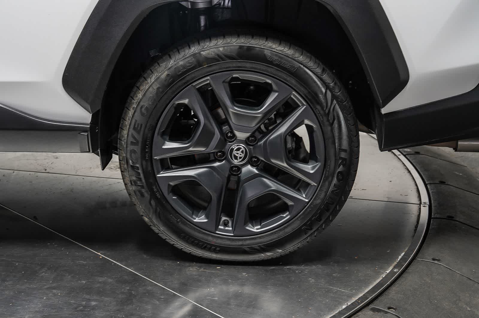 Thumbnail: 2024 Toyota RAV4 - 11