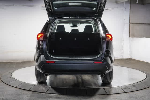 Thumbnail: 2023 Toyota RAV4 - 27