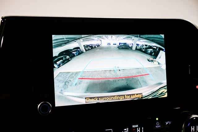 Thumbnail: 2024 Toyota Highlander - 25