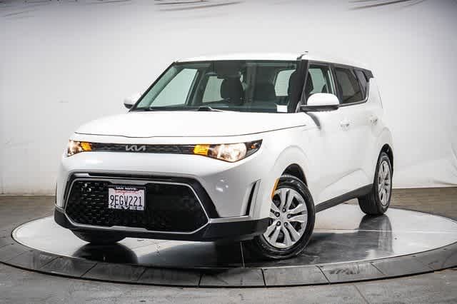 2023 Kia Soul LX Hero Image