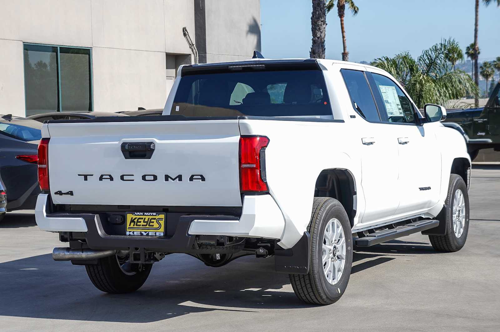 2025 Toyota Tacoma SR5 4
