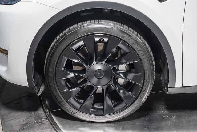 Thumbnail: 2021 Tesla Model Y - 11