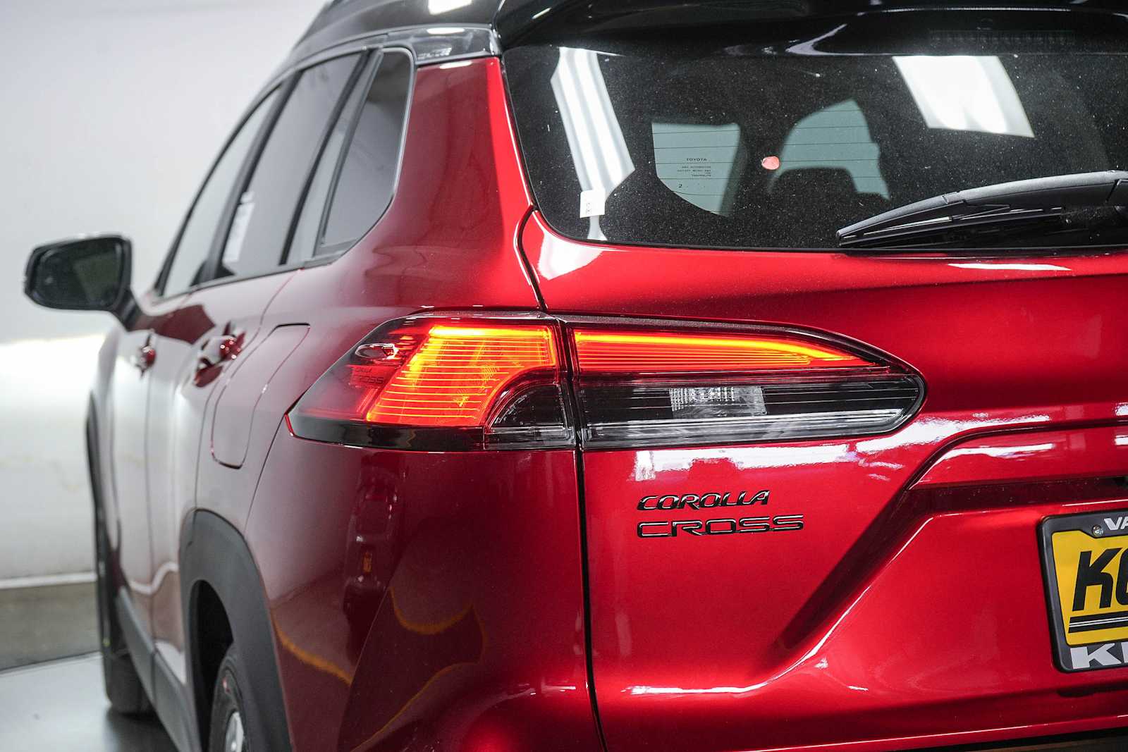 Thumbnail: 2025 Toyota Corolla Cross - 10