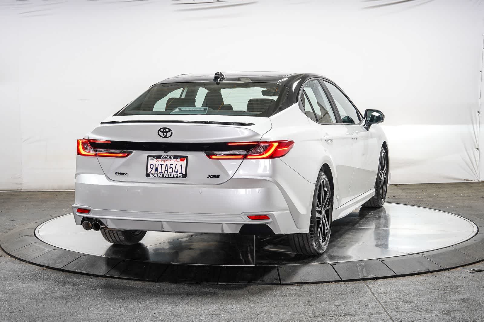 Thumbnail: 2026 Toyota Camry - 4