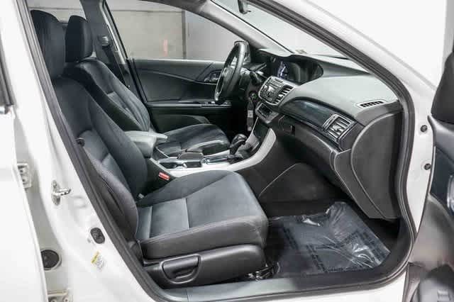 Thumbnail: 2013 Honda Accord - 16