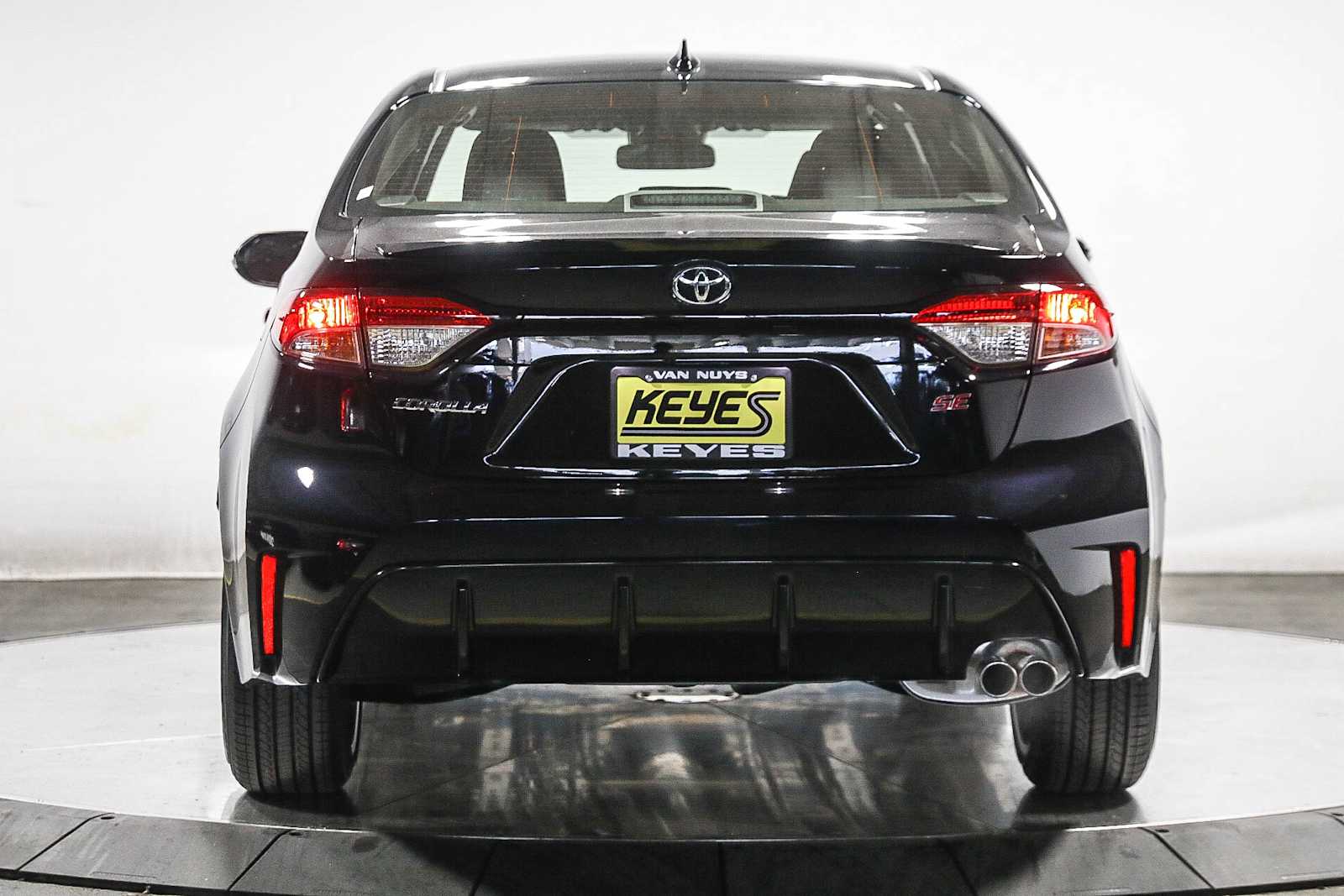 Thumbnail: 2025 Toyota Corolla - 3