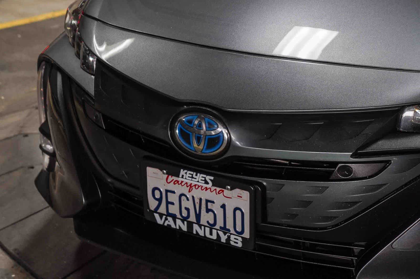 Thumbnail: 2022 Toyota Prius Prime - 8