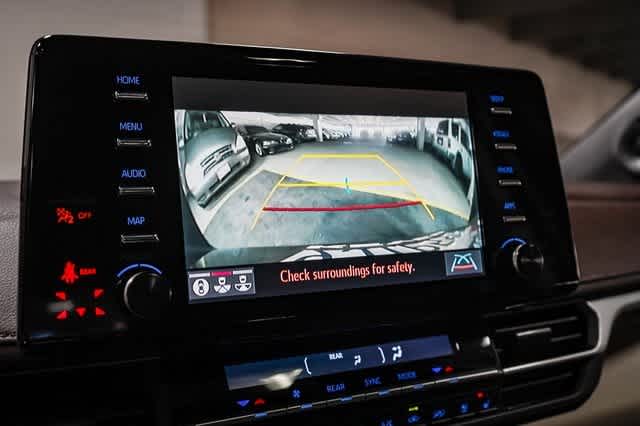 Thumbnail: 2023 Toyota Sienna - 26