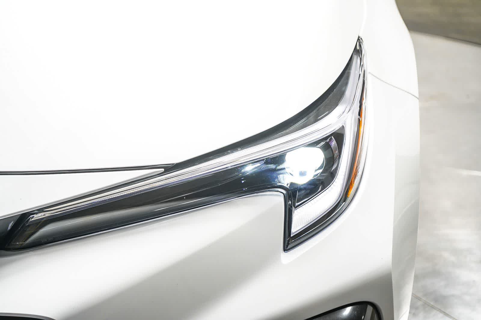 Thumbnail: 2025 Toyota Corolla - 5