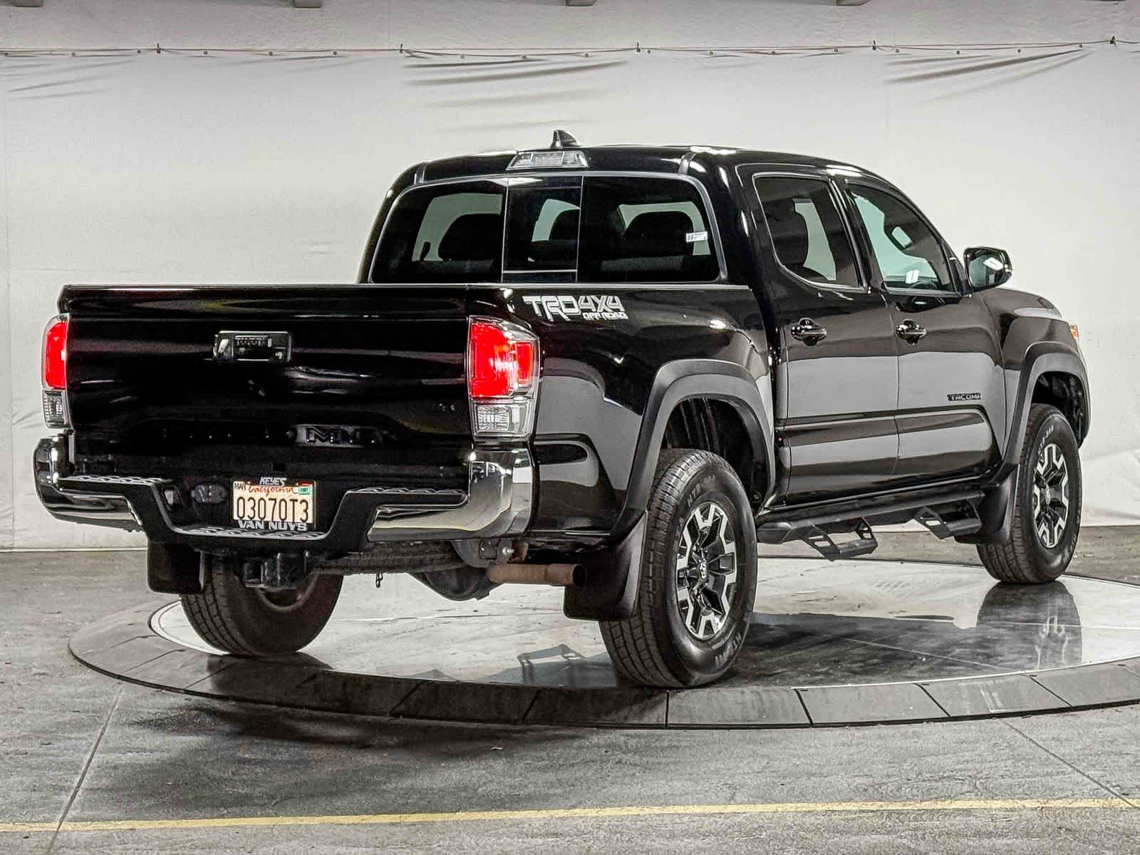 Thumbnail: 2023 Toyota Tacoma - 4