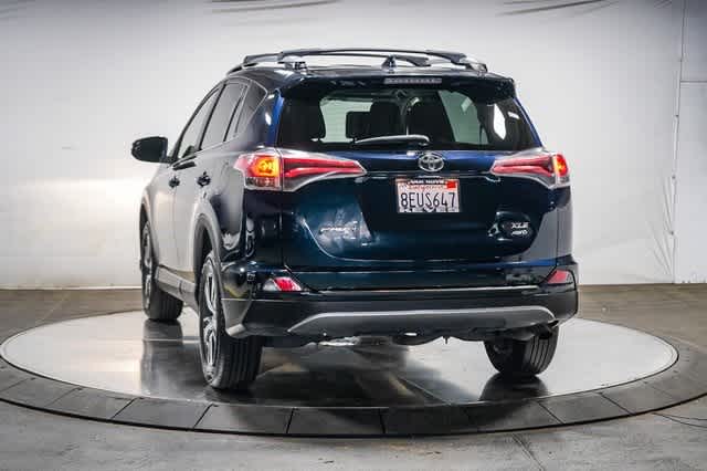 Thumbnail: 2018 Toyota RAV4 - 2