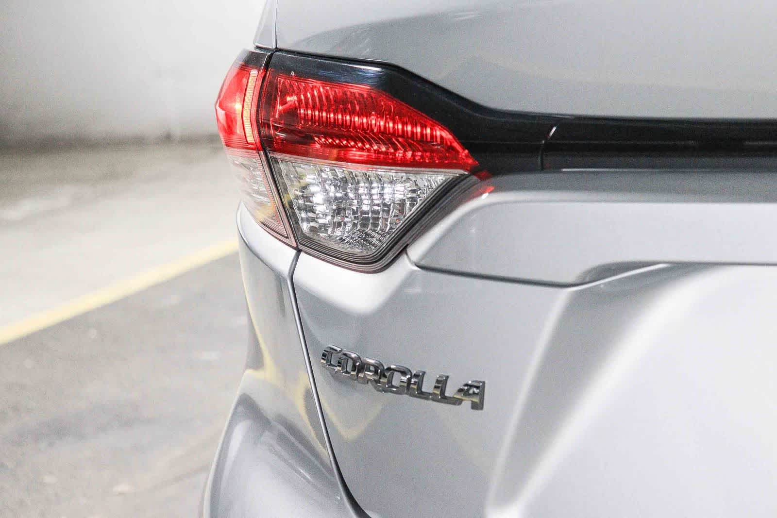 Thumbnail: 2022 Toyota Corolla - 12
