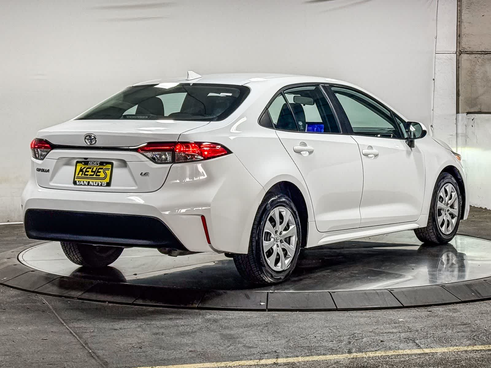 Thumbnail: 2024 Toyota Corolla - 5