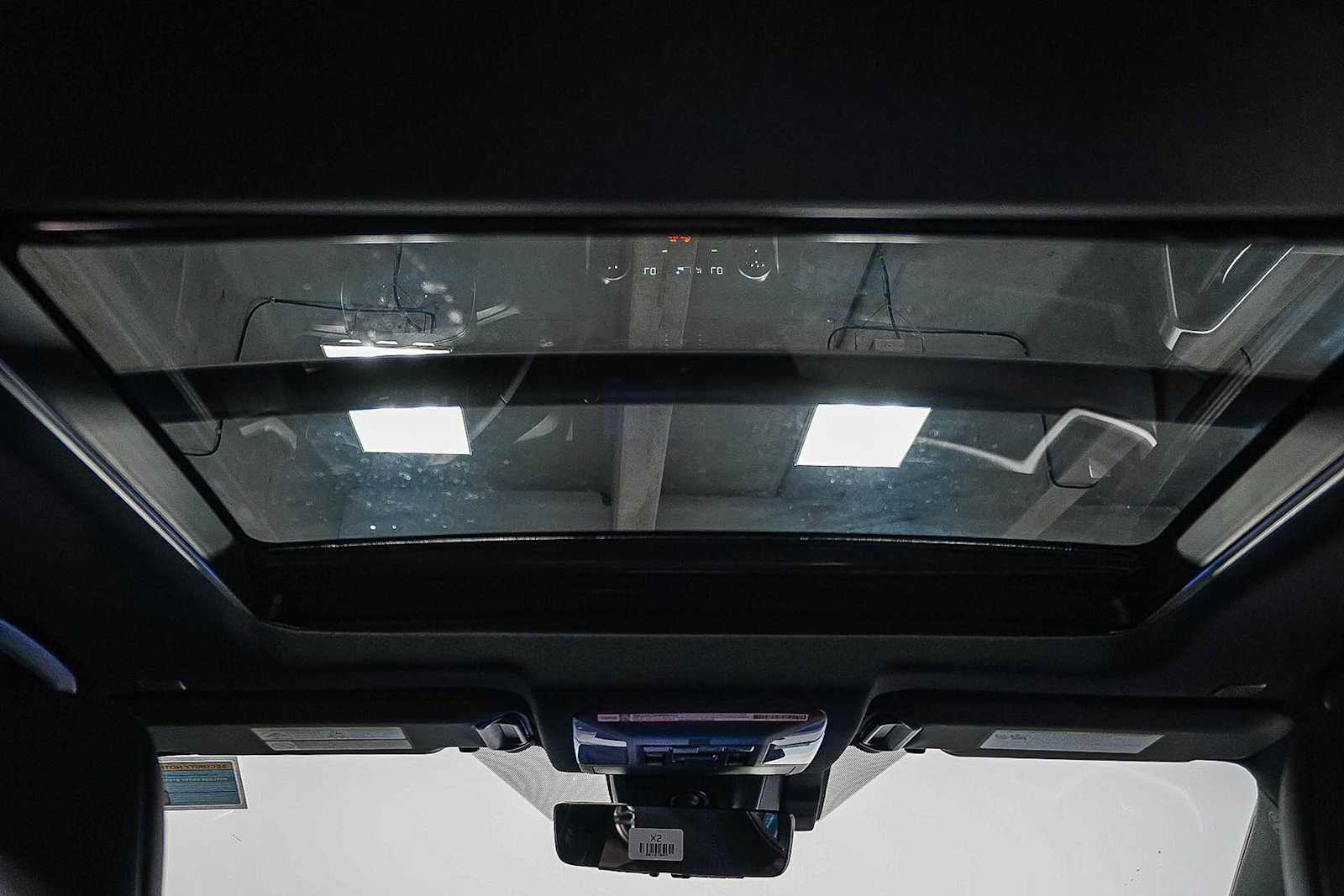 Thumbnail: 2025 Toyota RAV4 - 19