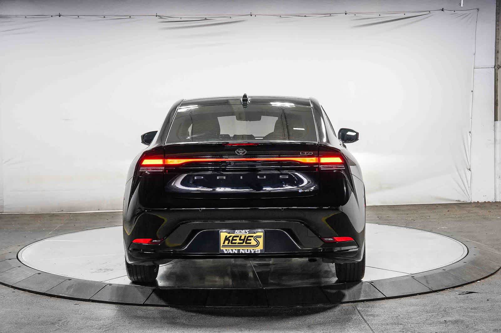 Thumbnail: 2023 Toyota Prius - 4
