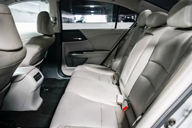 Thumbnail: 2015 Honda Accord - 18