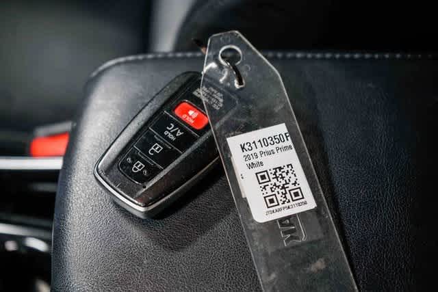 Thumbnail: 2019 Toyota Prius Prime - 29