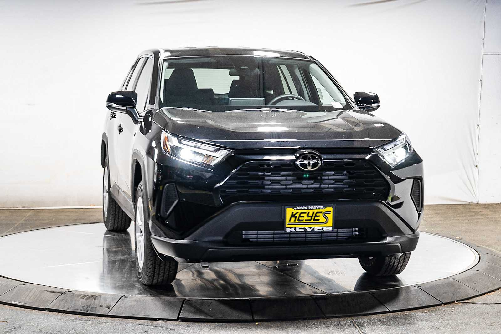 Thumbnail: 2025 Toyota RAV4 - 5