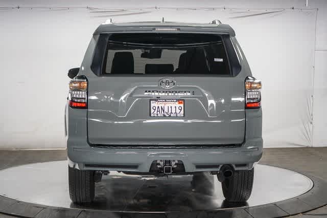 Thumbnail: 2022 Toyota 4Runner - 4