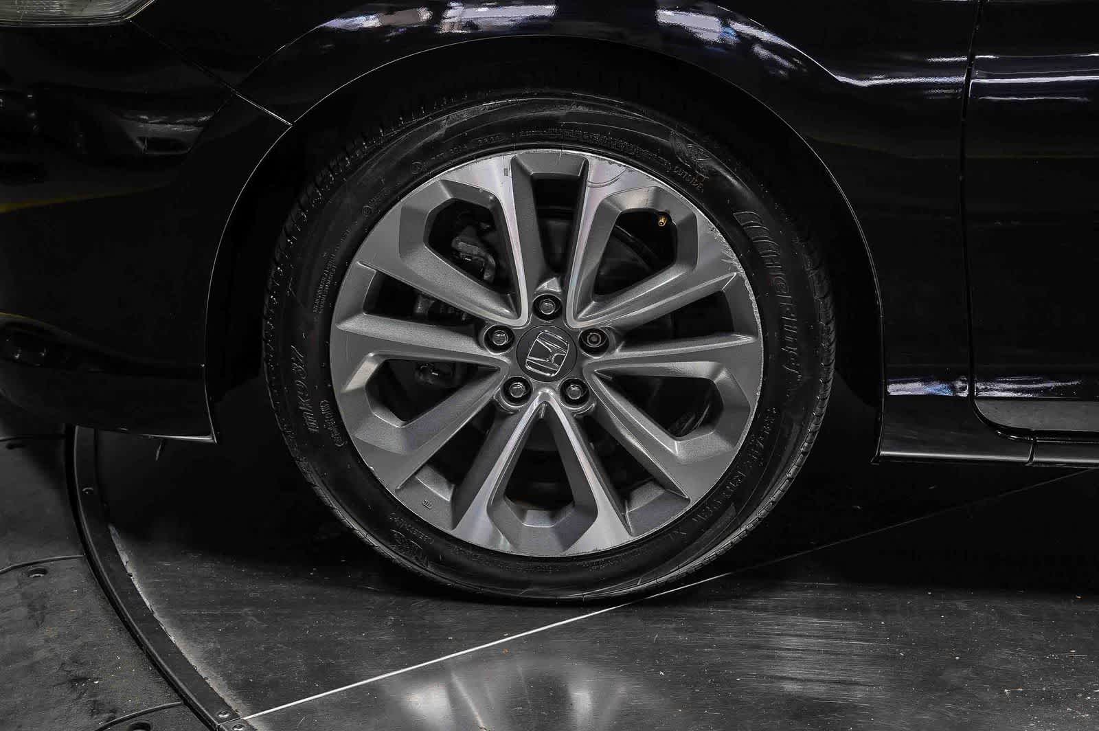 Thumbnail: 2013 Honda Accord - 9